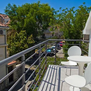 Apartment Center, Split
